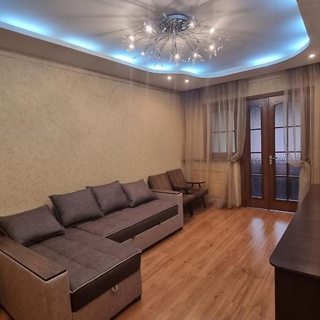Cosy Appartment Tashkent Exterior photo